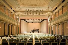 Marvel at its grandiose façade and purchase tickets for a classical music performance. Konzerthaus Berlin Alle Tickets Termine Bei Ticketonline De