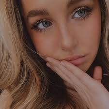 Lily Pearl Black (@lilypearlblack) • Instagram photos and videos