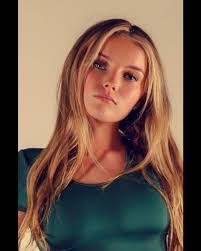 Lacey May's Instagram, Twitter & Facebook