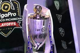 Y el titular de la afa, claudio tapia; Ligapro Presento Los Trofeos Que Entregaran A Los Campeones De La Serie A Y B Bendito Futbol