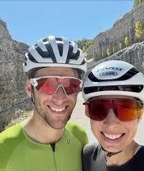 One last rip!! Final race of the season tomorrow and ready to leave it all  out there! Getting the gear dialed and getting the carbs in (both me and  the crew) 🌮