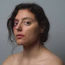 Diana Moeller's Instagram, Twitter & Facebook