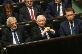 Poseł na sejm rp, historyk, publicysta, nauczyciel akademicki, działacz opozycji. Kora Kochala Tego Polityka Pis Zdjecie Super Express Wiadomosci Polityka Sport