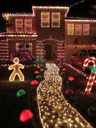 Well Decorated House Outdoor Christmas Lights Outdoor Christmas Christmas Lights