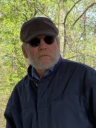 What are the differences between a D7 and G7 chord?