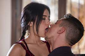 ▷ Maria Wars in More for Maria (Photo 15) | Porn Fidelity