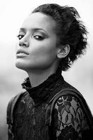She's the former fiancee of nick cannon and is currently dating a star defensive end for the. Selita Ebanks Model Profile Photos Latest News