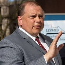 Impasse continues as Toledo mayor's staff forbidden from meeting  individually with council