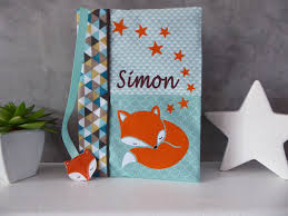 Protege Carnet De Sante Personnalisable Renard Prenom Marron Tissu Triangles Et Son Carnet De Sante Bebe Protege Carnet De Sante Carnet De Sante Personnalise