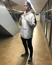 Pin De Gaby Ortiz Aguirre En 3 Amor De Mi Vida Sesion De Fotos Hombre Hombres Tatuados Moda Loca