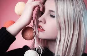 If you dye your hair properly and wear a little makeup to match your eyes and hair color, everyone will be surprised to see you. How To Dye My Hair