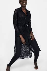 Chemise longue oversize peut être cintré avec la ceinture à la taille! Robe Chemise Avec Dentelle
