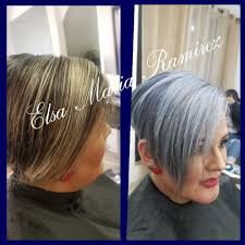 Inspiración 💙Blue Denim Hair 💙 Todas las mujeres usan jeans, ahora lo  último en tendencias han plasmado esos colores para lucirlos en el cabello.  Lo genial es que puede realizarse en diferentes