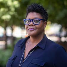 Latrice Collins's Instagram, Twitter & Facebook