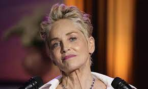 She is the recipient of a primetime emmy award and a golden globe award, as well as having received nominations for an academy award and a screen actors guild award. Viuksm9im9 Drm