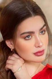 تعرفي على طريقة وضع أحمر الخدود حسب شكل وجهك