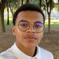 100+ perfiles de «Adonis»