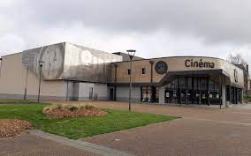 Sur trois souvenirs de ma jeunesse darnaud desplechin un voyage en arcadie french edition. Coronavirus Cinemas Theatre Centre Culturel D Autres Mesures Prises Dans Le Pays De Fougeres La Chronique Republicaine
