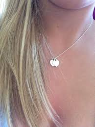 Choose from a variety of materials and add one to your look to go from simple to elegant. Pin On Joyas