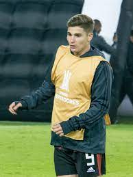 Julián álvarez (calchín, córdoba, 31 de enero de 2000) es un futbolista argentino. Julian Alvarez Footballer Wikipedia