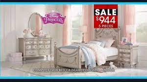 Dreams begin with this whimsical cinderella carriage bed. Rooms To Go January Clearance Sale Tv Commercial Disney Princess Bedroom Set Ispot Tv