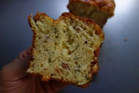 Cake Courgettes Feta Lardons Au Companion Recette Brice Rc En Video Recette Cake Feta Recette Cuisine Companion Cake Sale Courgette