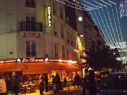 If picasso, van gogh, cocteau, satie, toulouse lautrec, renoir and amelie made. Rue Abbesses Picture Of Plug Inn Hostel Paris Tripadvisor