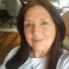 Sue Roberts Author (@susanrobertsauthor) • Facebook