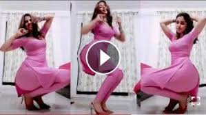 Indian girl dance video in Hindi song