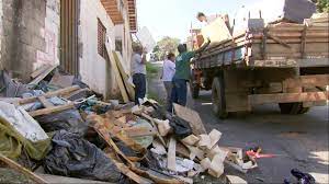 Prefeitura realiza mutirão contra dengue e vai recolher materiais que  possam acumular água em Varginha, MG | Sul de Minas | G1