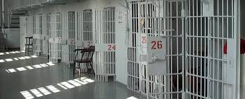 Guvernul din malaysia a luat o decizie ce va schimba total soarta românului condamnat la moarte. Romanul Condamnat La Moarte In Malaezia CondiÈ›ii Inumane In Inchisoare Suceavalive