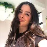 Nikki Fischer's Instagram, Twitter & Facebook