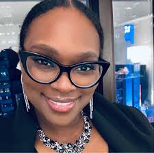 Why is he not into her?