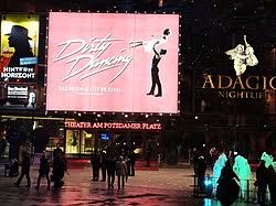 Après un an de représentations, la comédie musicale dirty dancing revient à son point de départ : Dirty Dancing Wikipedia