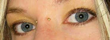 The eyebrow piercing is technically a flat surface piercing, so it will heal a little differently than areas like your ears or nose. 25 Different Ways To Wear A Bridge Piercing