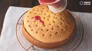 Cake with jello drizzles poked throughout, and topped with a smooth layer of whipped cream! Poke Cake Recipes Toffee Apple Poke Cake Strawberries And Cream Poke Cake