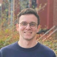 Benjamin Giles's Instagram, Twitter & Facebook