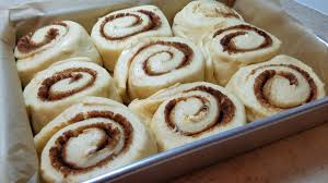 Pin On Cinnamon Rolls رولت نان دارچينى