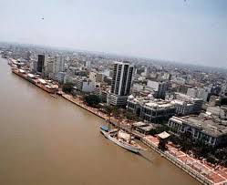 Plaza Cívica de la regeneración del Malecón 2000 - DouglasDreher.com