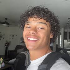 R.I.P to the homie Vacel Lucas was crazy how we were just choppin in up  recently after the recent loss of our brotha Damien Xavier to a similar  situation 🕊️too really good