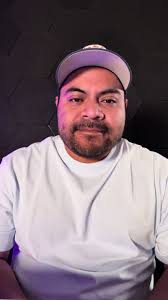 Giovanny Lopez (@giovannylopez98)