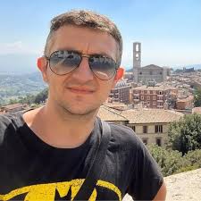 iPhone 16 pro, o ProMax. Scatti in RAW per editing professionali e fai  video devastanti. Certo, qualsiasi telefono tu scelga, lo devi saper usare.  Non è solo la macchina che conta, ma