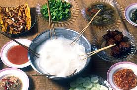 Kalau dah namanya makanan tradisional negeri sembilan, masak lemak cili api memang boleh bikin terangkat dengan pedas dan aromanya yang cukup memikat. Syurga Makanan Malaysia Makanan Tradisional Negeri Sabah