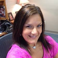 Jessica Comeaux's Instagram, Twitter & Facebook