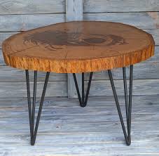 Disse er tykkere på innsiden og blir slankere utover.bordplaten selv er laget som en sandwichplate av kryssfiner og mdf som er dekket med hvit høyglans høytrykkslaminat. Gjor Det Selv Salongbord Laget Av Barer Hvordan Lage Et Salongbord Ideer Materialer Trinnvise Instruksjoner Storrelsestegninger Bilder Og Videoer Diy Stubbbord