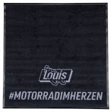 Perfekte unterlage für dein bike. Fussmatte Teppich 90x90 Cm Motorradimherzen Kaufen Louis Motorrad Bekleidung Und Technik