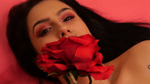 Model: Nikoleta Vaneva