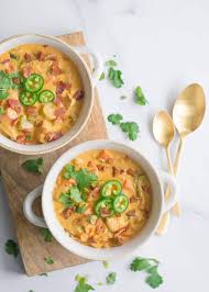 It was enough for our family of 4 for dinner and best chicken chili i have ever eaten!! Buffalo White Chicken Chili With Bacon Paleo Whole30 Keto Wholesomelicious