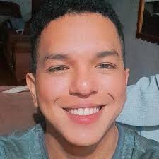 Jose Manuel Loor Vivanco (@JoseLoorVv)