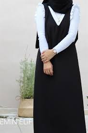 Siyah Jile Eminelif Com 2020 Elbise Modelleri Elbise Siyah